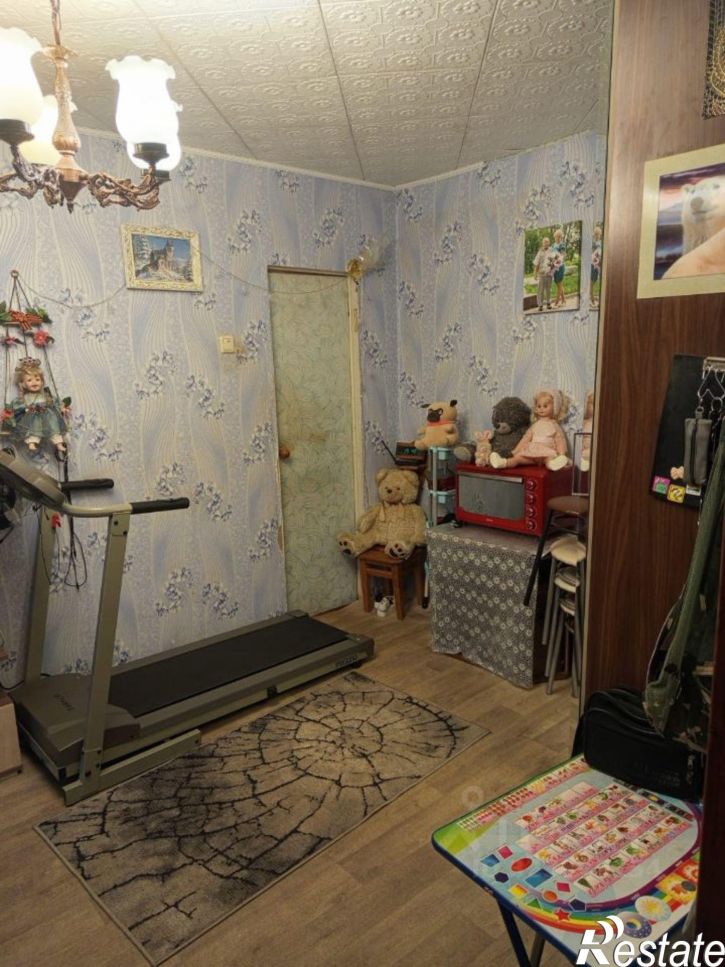 2-комн квартира улица 60 лет Октября, 5,  д. 5