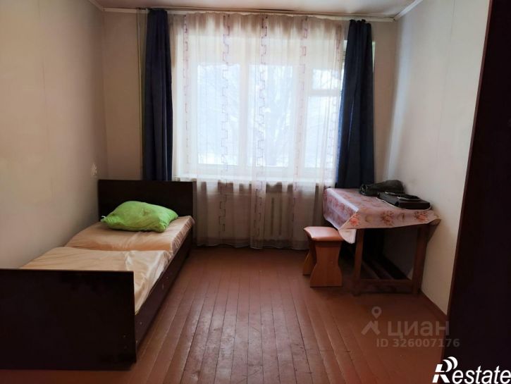 Комната улица 50 лет ВЛКСМ, 21,  д. 21