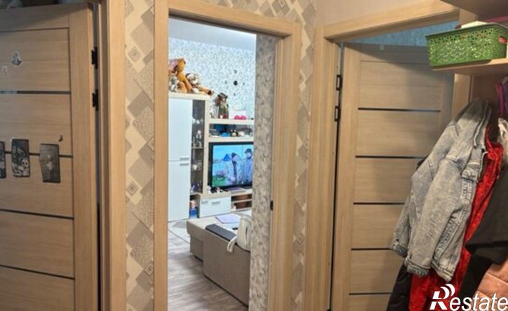 3-комн квартира пер Коммунистический 2-й, 2/4,  д. 2/4