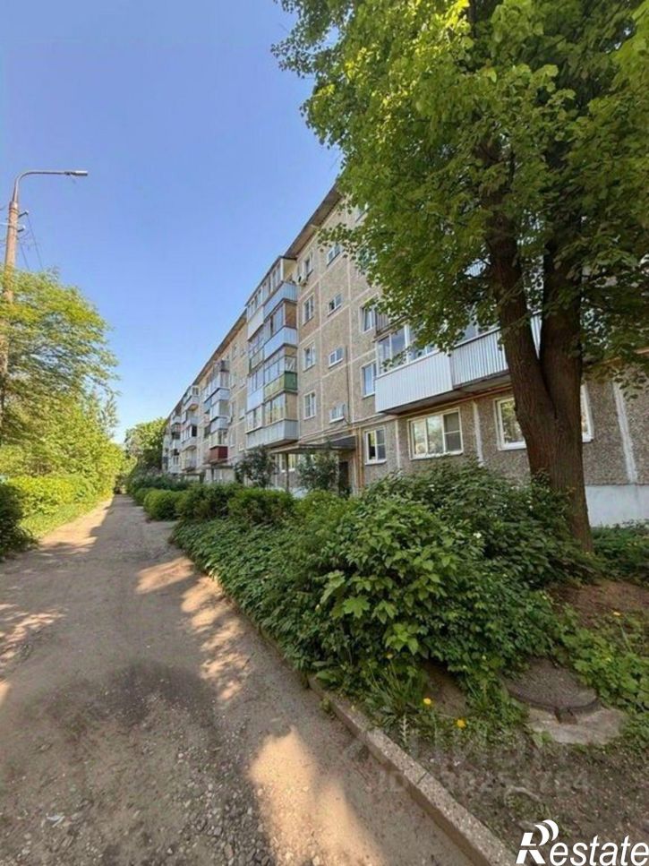 3-комн квартира улица Кириллова, 17,  д. 17