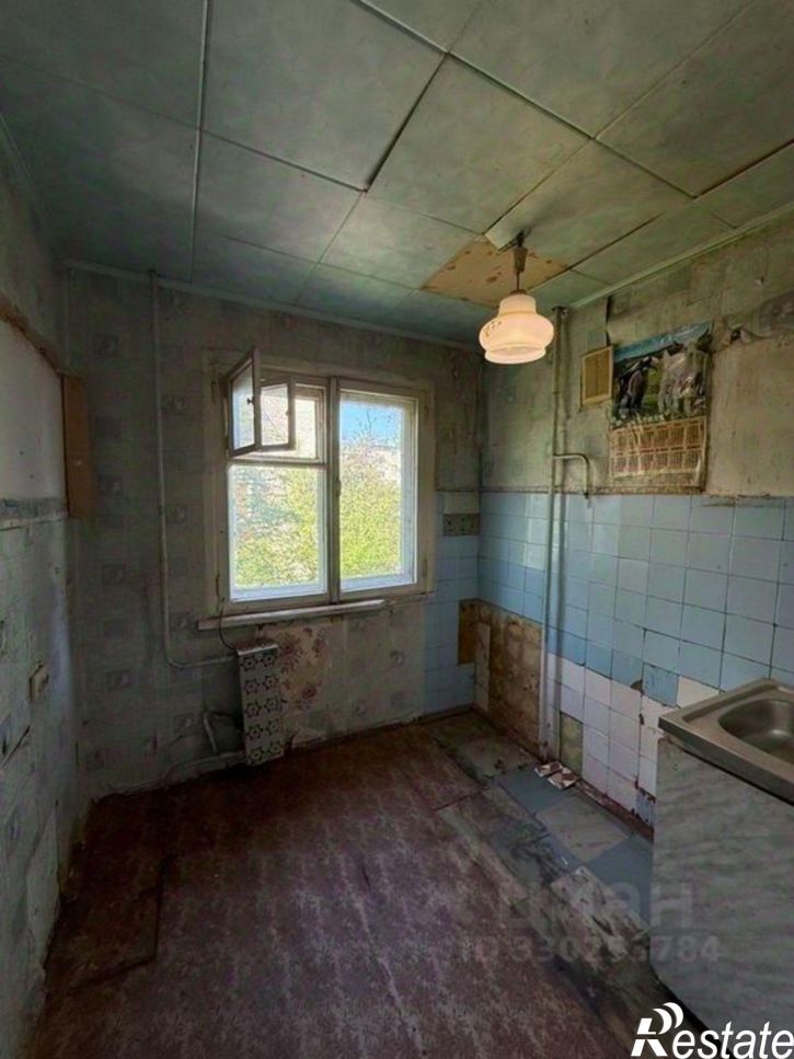 3-комн квартира улица Кириллова, 17,  д. 17