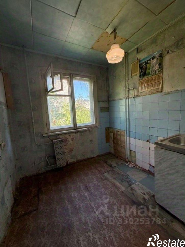 3-комн квартира улица Кириллова, 17,  д. 17
