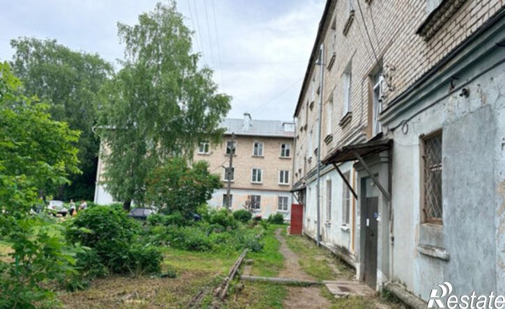 2-комн квартира улица Красина, 4,  д. 4