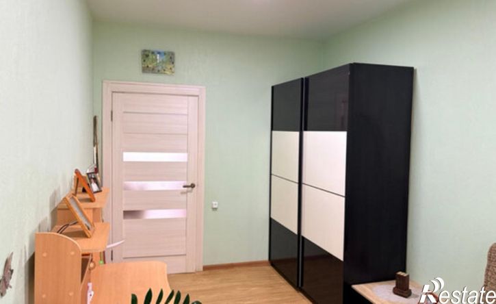 2-комн квартира улица Красина, 4,  д. 4