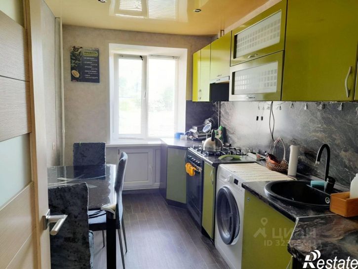 3-комн квартира улица Урицкого, 98,  д. 98