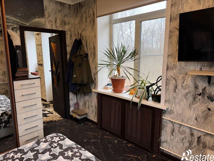 3-комн квартира улица Володарского, 104А,  д. 104А