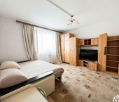 3-комн, 62кв м, этаж 2/2 ул Красная Горка, 11